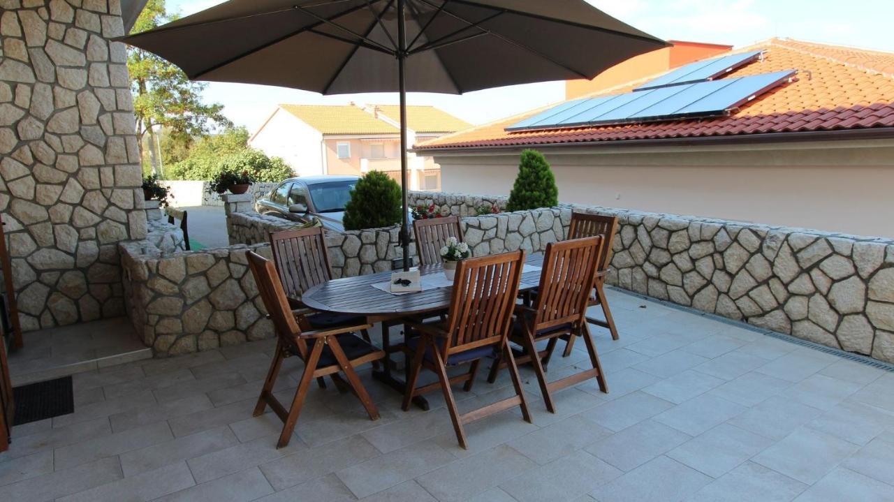 Apartment Dobrinj 1 Zewnętrze zdjęcie